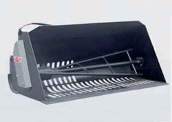 Godet nettoyeur et distributeur de betteraves 